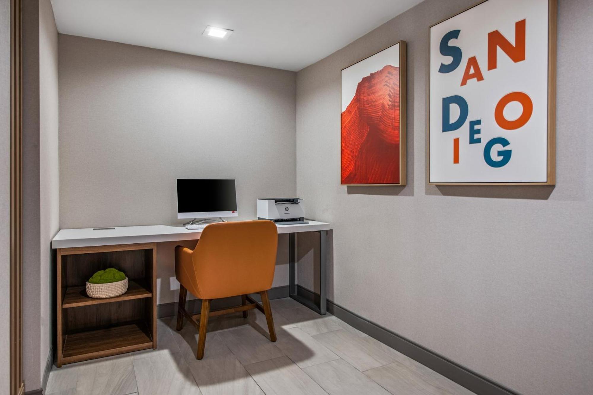 Holiday Inn Express San Diego - Sorrento Valley By Ihg Luaran gambar