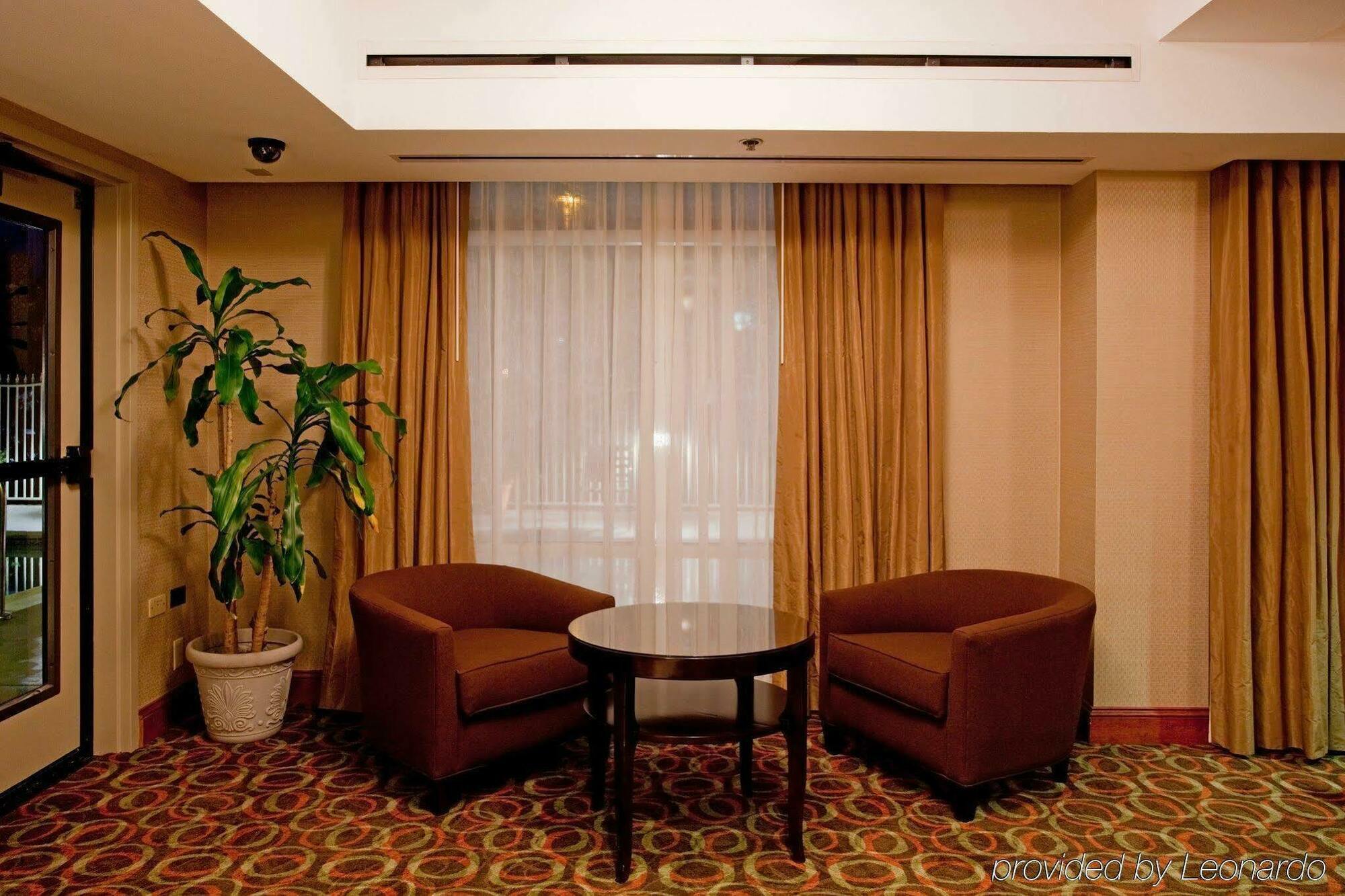 Holiday Inn Express San Diego - Sorrento Valley By Ihg Dalaman gambar